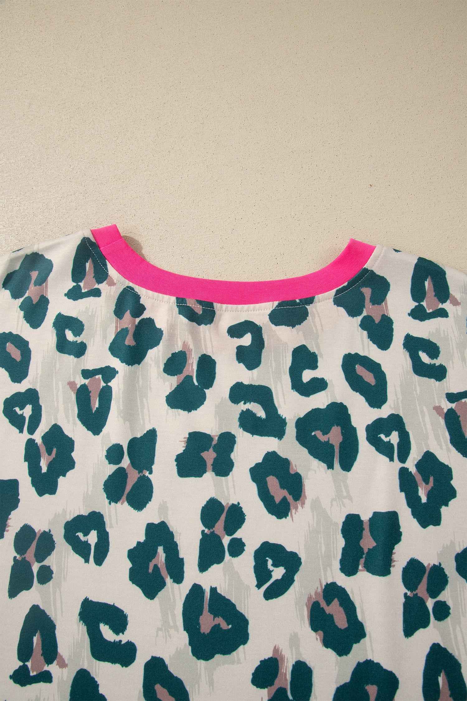 Brown Plus Size Leopard Color Block Trim Short 2pcs Set
