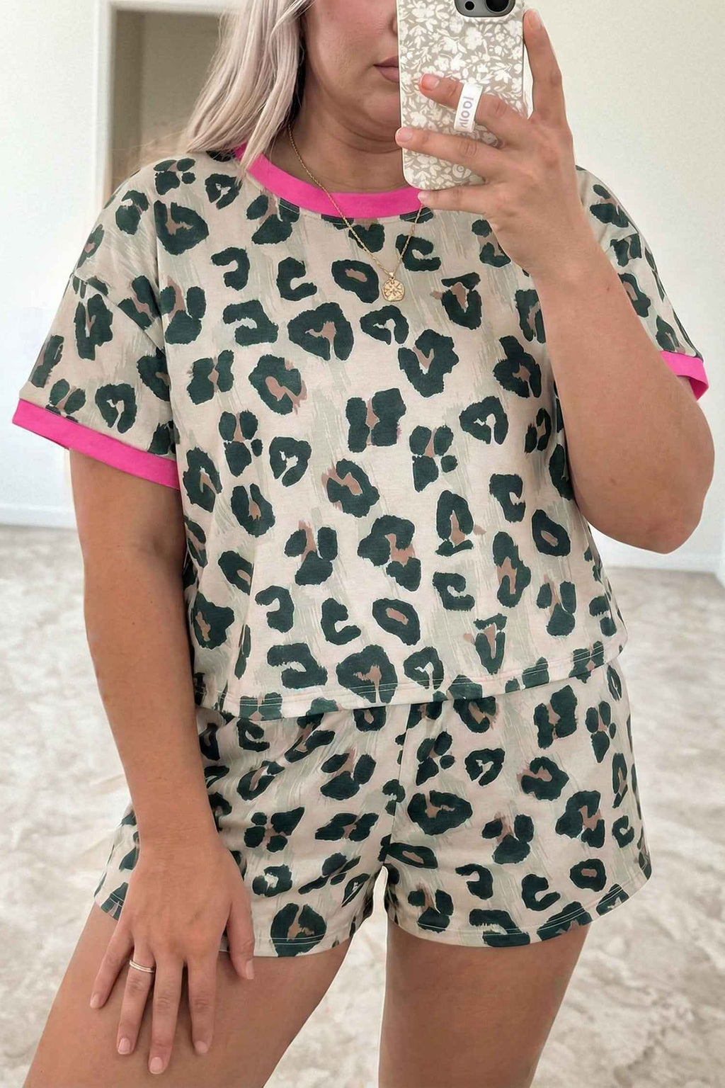 Brown Plus Size Leopard Color Block Trim Short 2pcs Set