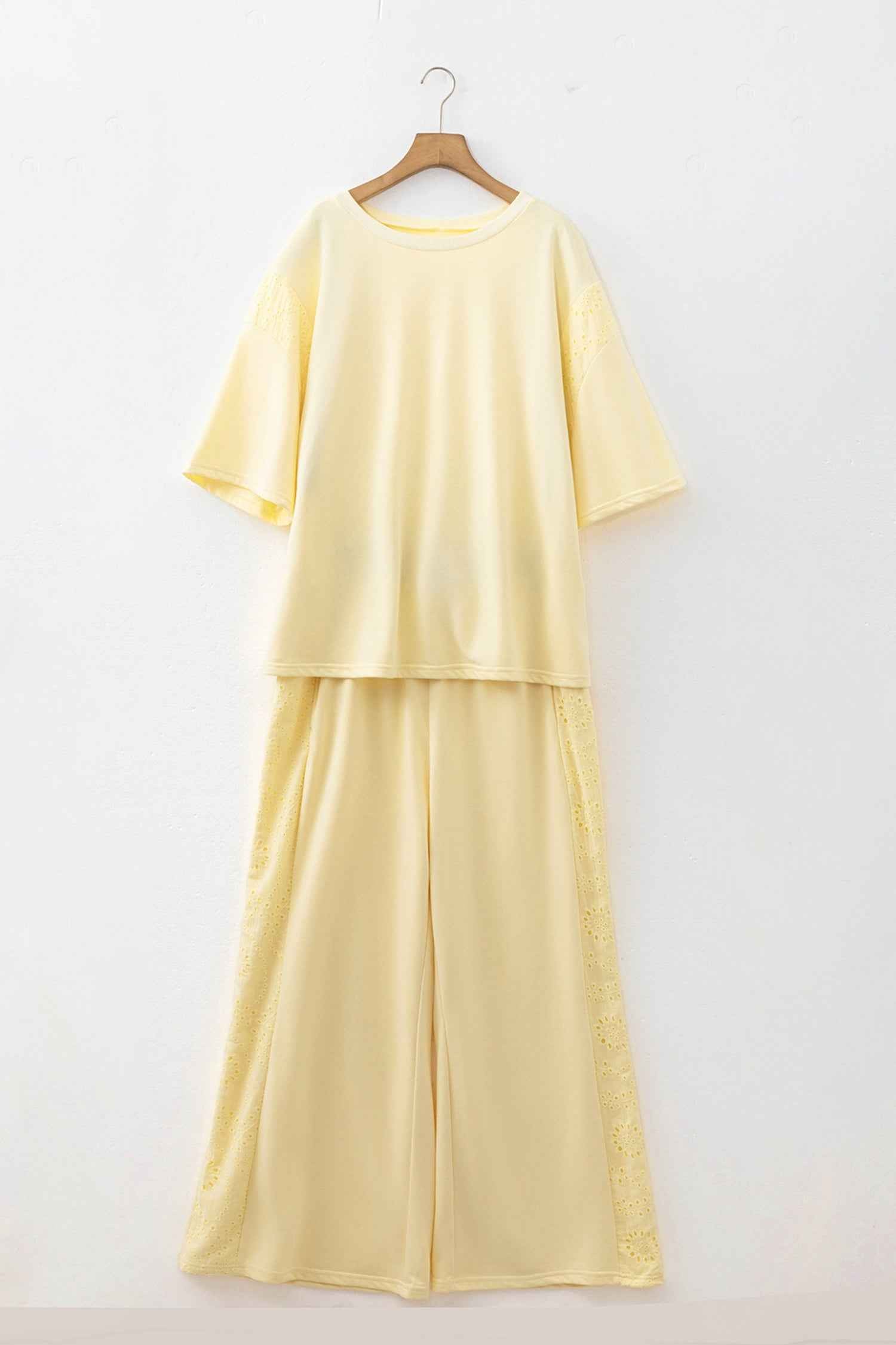 Yellow Cream Solid Color Eyelet Lace Panel Accent Plus Size 2pcs Outfit