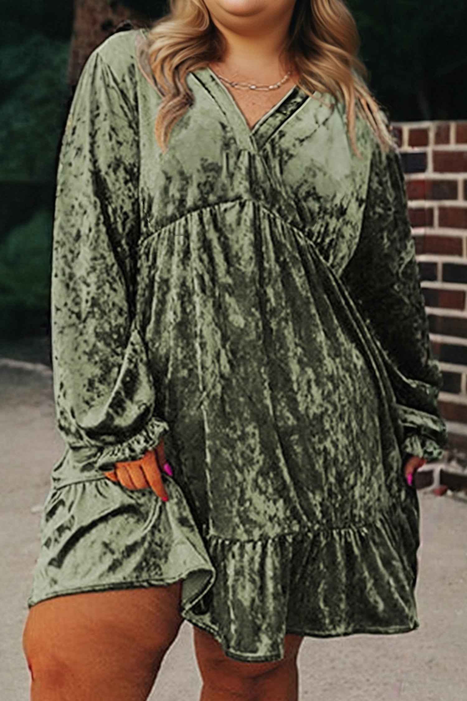 Coffee Plus Size Velvet Babydoll Mini Dress with Puff Sleeve